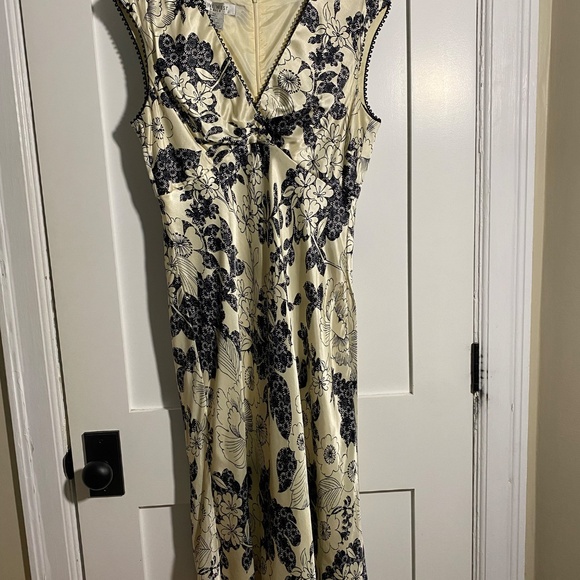 Beautiful vintage Nine West dress cream and black floral size 10 - Picture 2 of 7